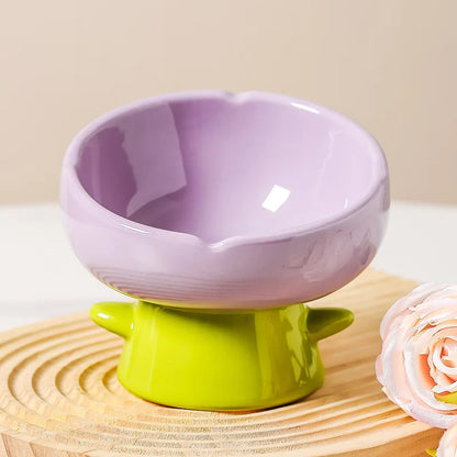 Tulip-shaped ceramic cat food bowl for pets prevent tipping over, and reduce the risk of blackening at the bottom of the bowl