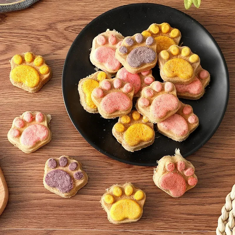 10/20/50Pcs Cat Snacks Cat Biscuit Freeze-Dried Cat Claw Biscuits Dog Snacks Nutrition Fattening Snack Cat Training Reward Snack