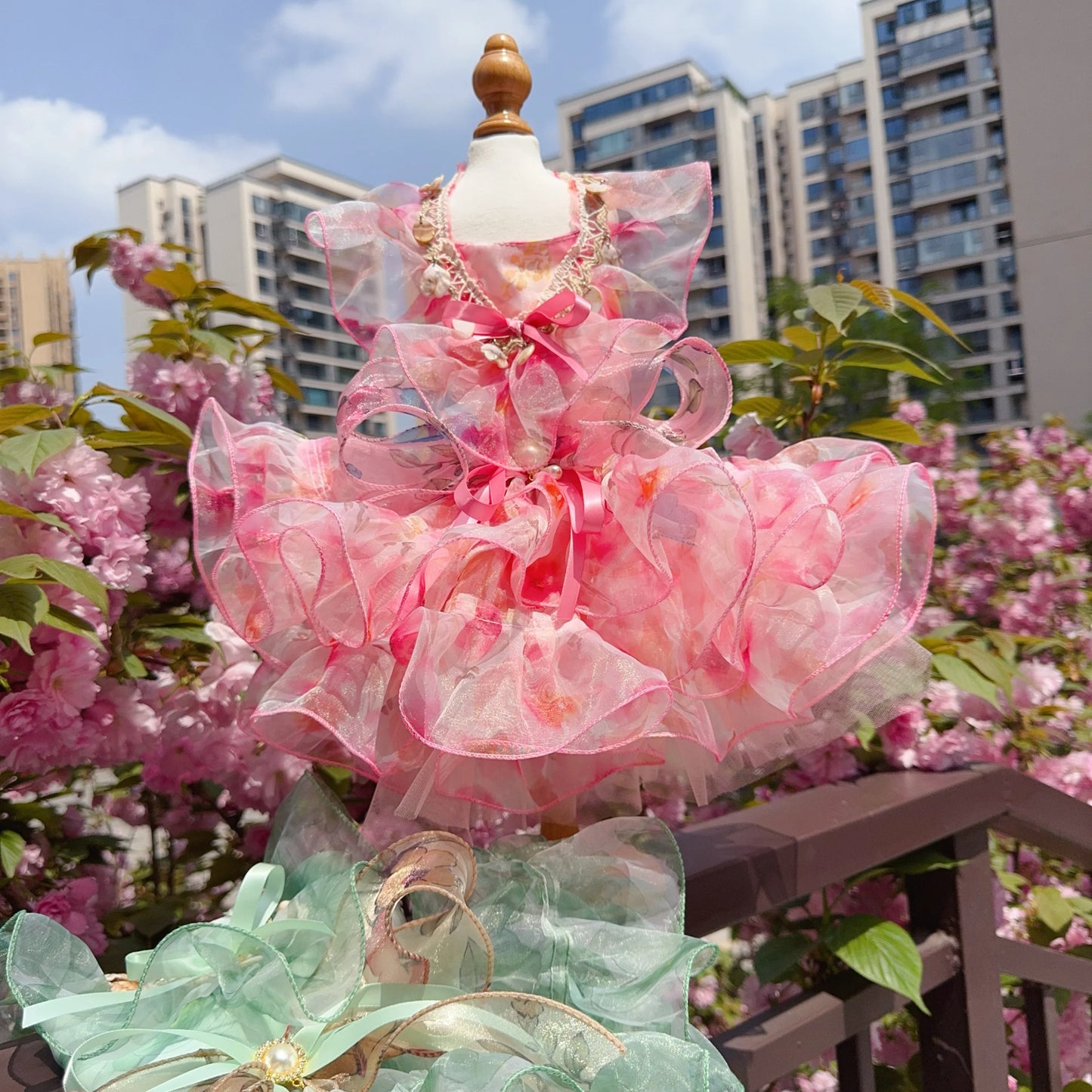 Summer Luxury Pink Green Puppy Dog Cats Clothing Chihuahua Handmade Lace Sling Princess Dresses For Small Medium Dog Pet Clothes