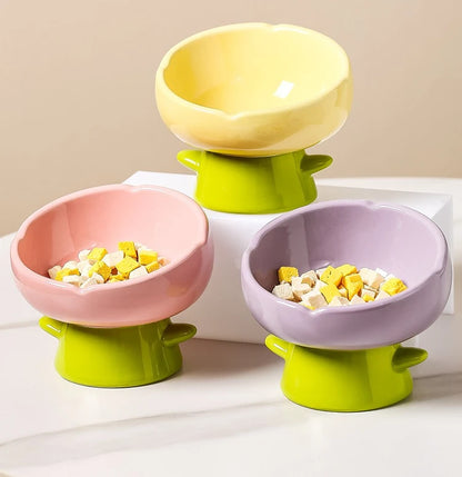 Tulip-shaped ceramic cat food bowl for pets prevent tipping over, and reduce the risk of blackening at the bottom of the bowl